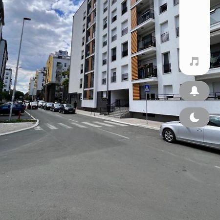 Appartamento Moonze Gate Belgrado Esterno foto