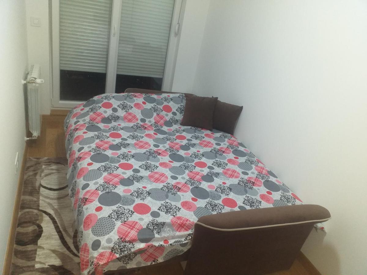Appartamento Moonze Gate Belgrado Esterno foto